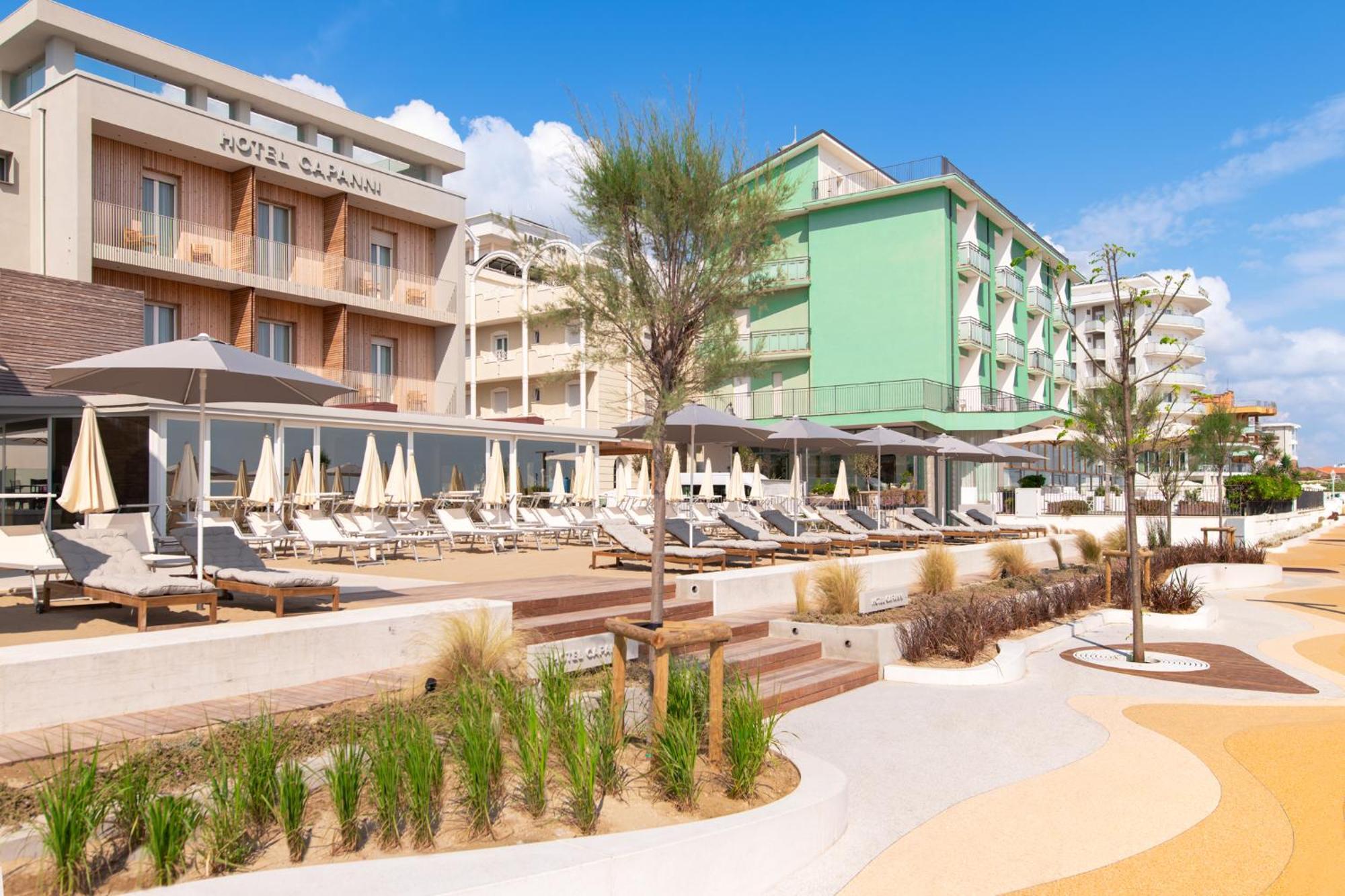 Hotel Capanni Bellaria-Igea Marina Bagian luar foto