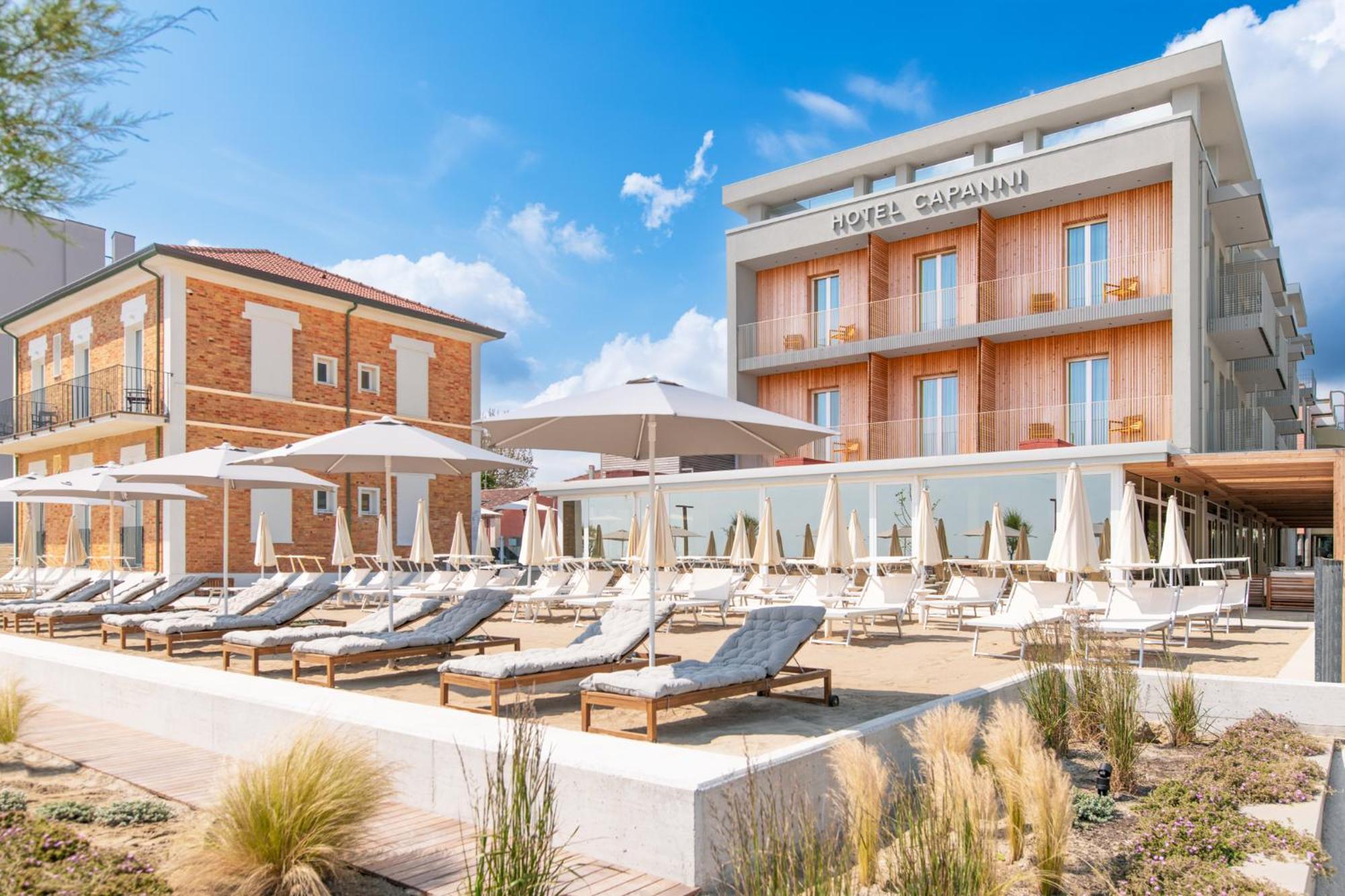 Hotel Capanni Bellaria-Igea Marina Bagian luar foto